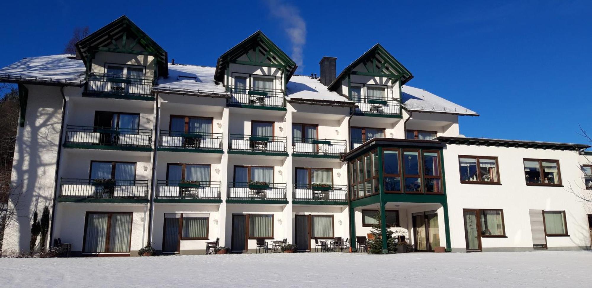 Hotel & Ferienappartements Edelweiss Willingen  Esterno foto