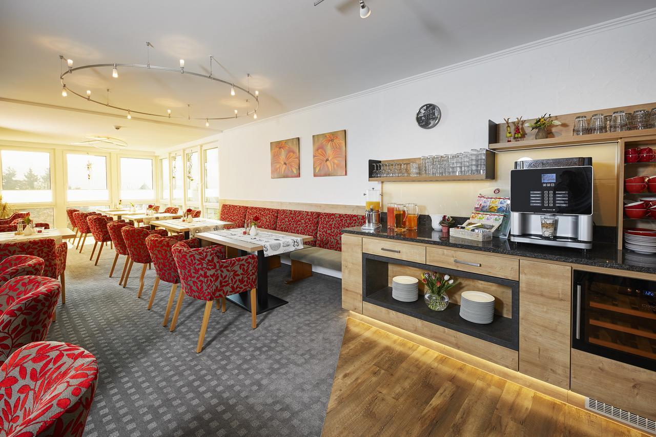 Hotel & Ferienappartements Edelweiss Willingen  Esterno foto