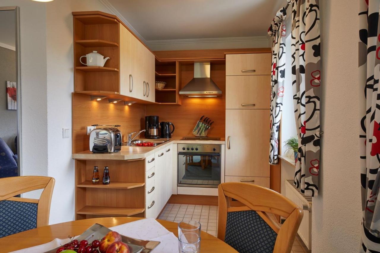 Hotel & Ferienappartements Edelweiss Willingen  Esterno foto